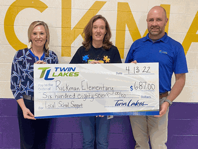 Twin Lakes donates to Rickman Elementary