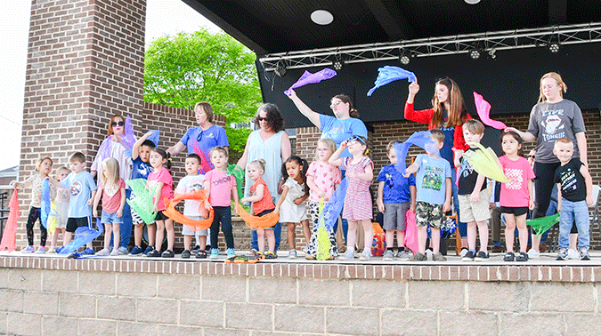 Community comes together for Blue Ribbon Event | News ...