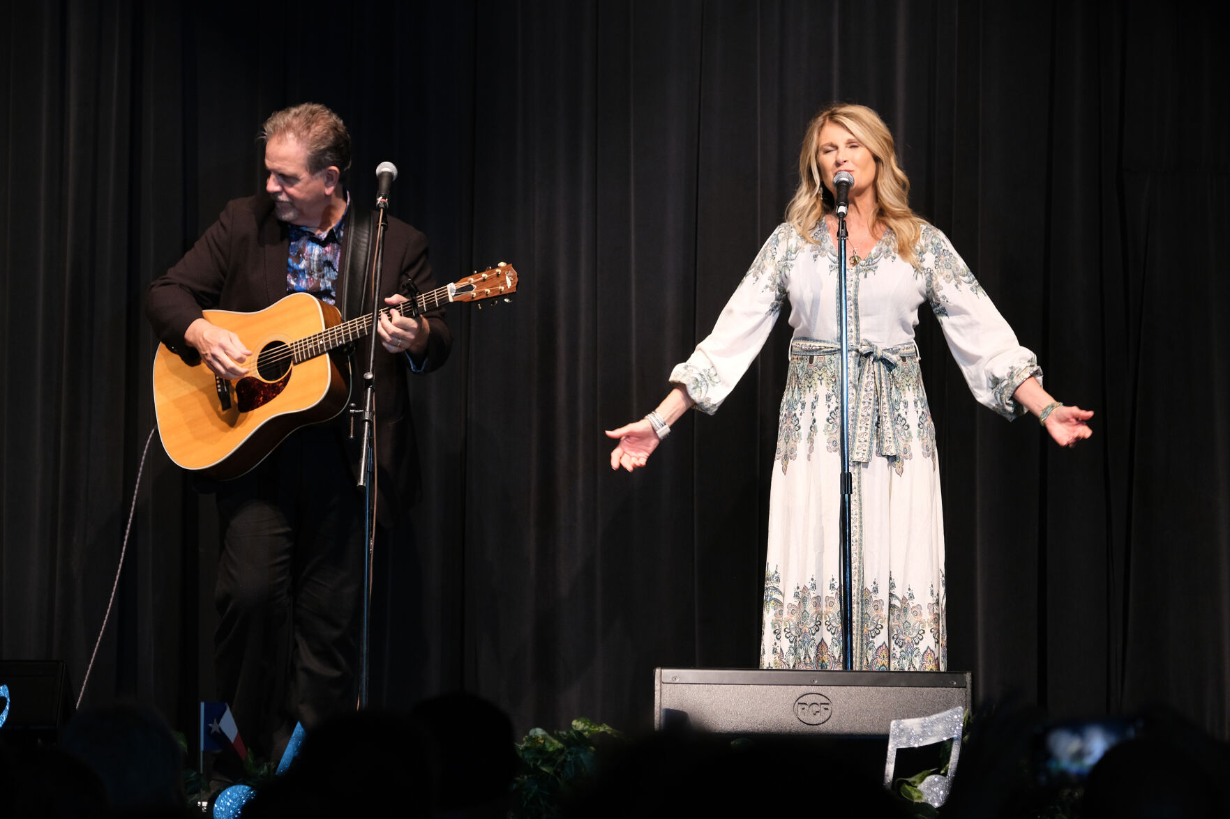 Clay Cooper, K.T. Oslin Inducted Into Texas Country Music Hall Of Fame ...