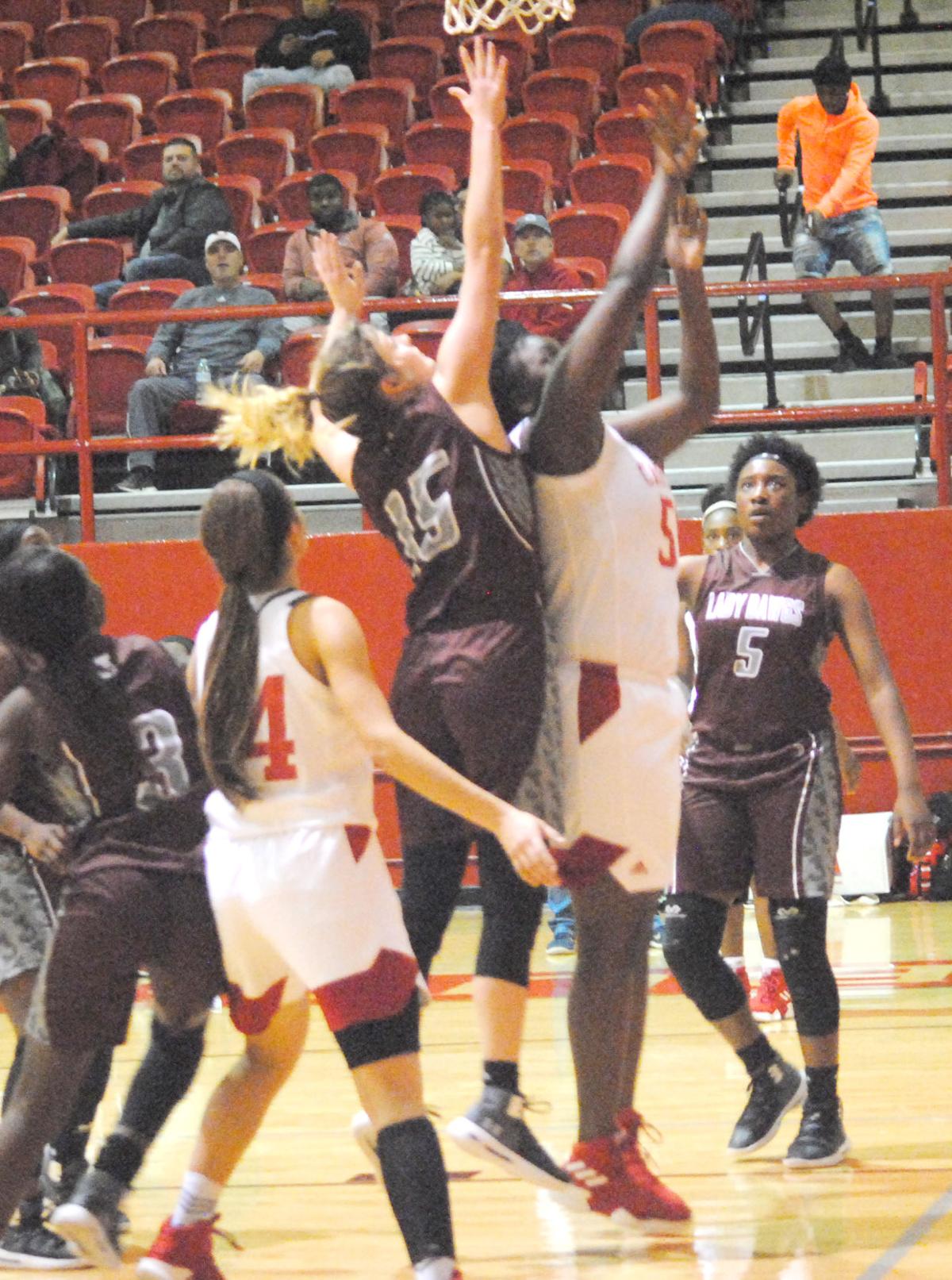 Lady Bulldogs Bounce Back For Win Sports Panolawatchman Com