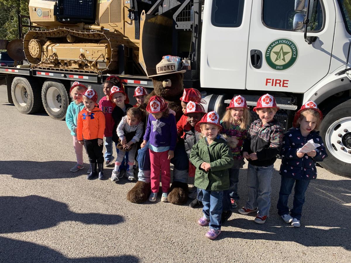 Elysian Fields Elementary Students Learn About Fire Safety