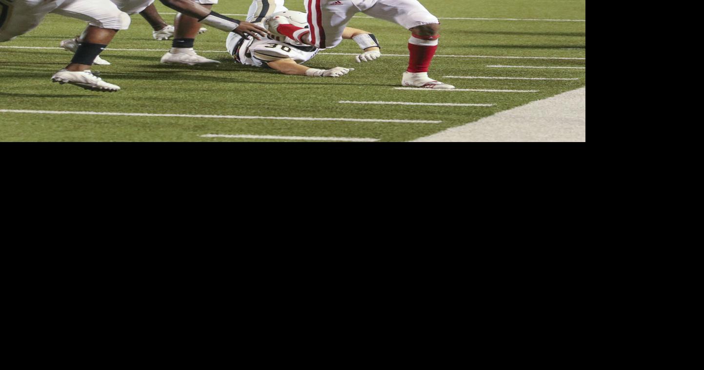 Football Second half surge propels Carthage over Pleasant Grove