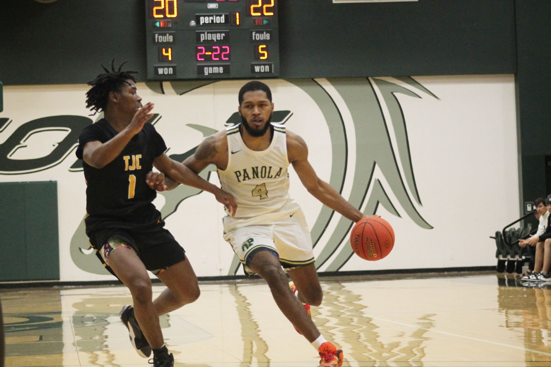 JUCO Basketball: Panola's Davis, Wilson Sign To Play With Division I ...