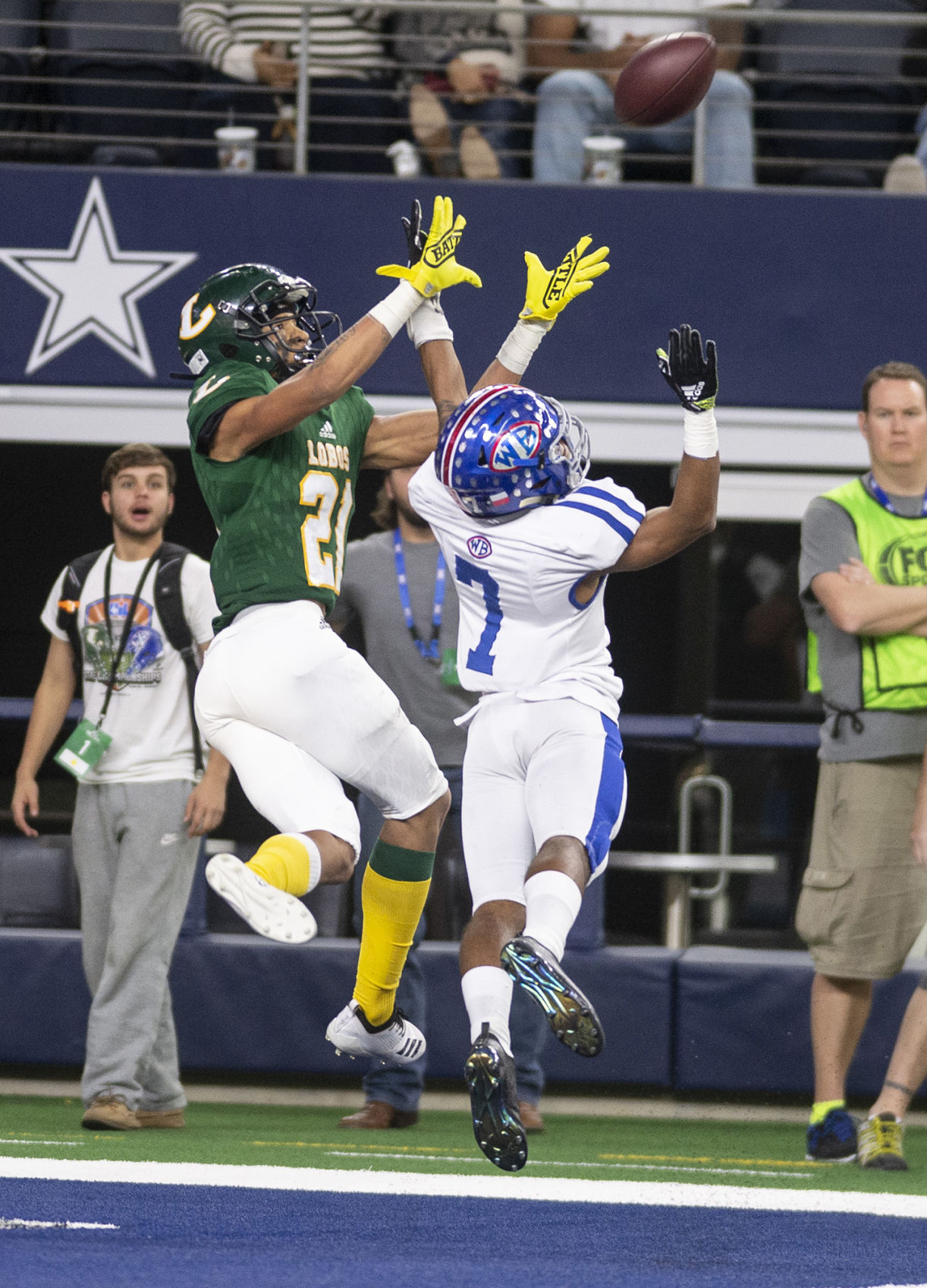 Lobos grab state title with 35 34 win over West Brook Sports