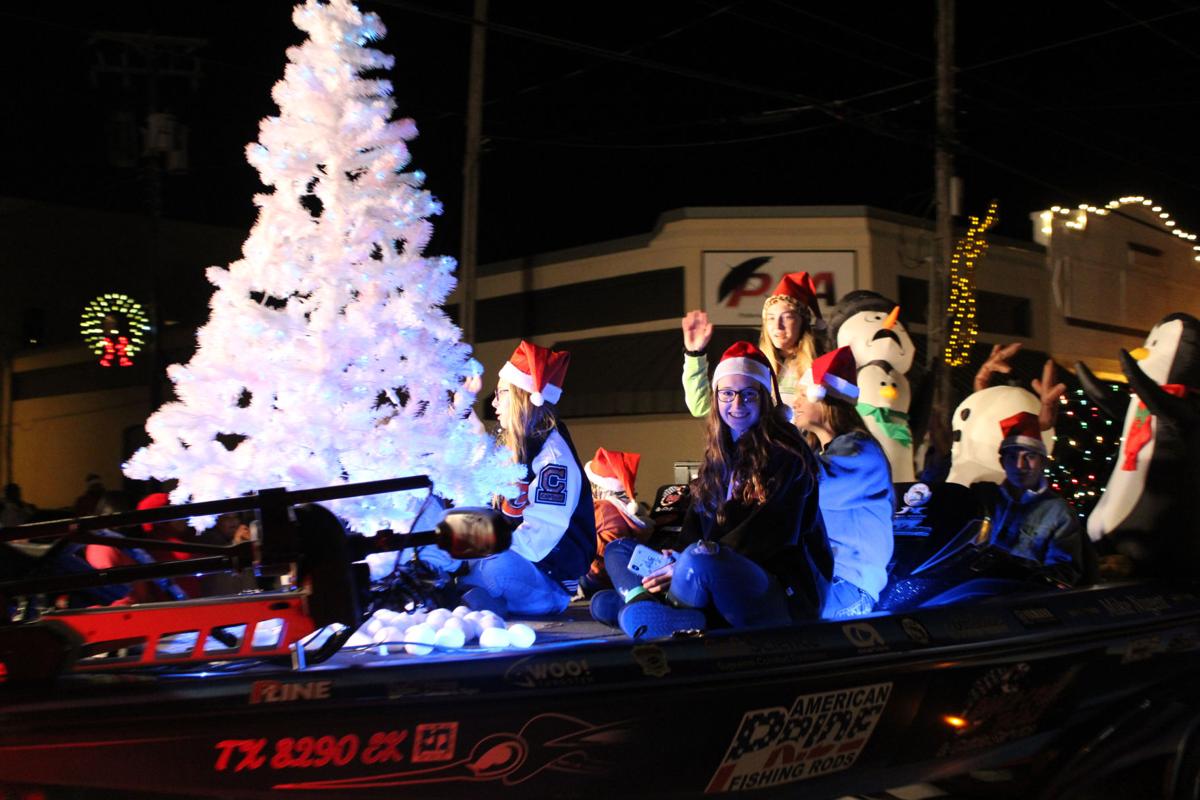 PHOTOS Christmas parade brings cheer to downtown Carthage Multimedia