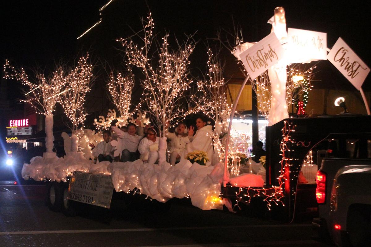 carthage christmas parade 2020 Photos Carthage Christmas Parade Brings Holiday Cheer News Panolawatchman Com carthage christmas parade 2020