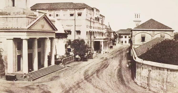 The icy backstory to that ‘clink clink’ you’ll hear when raising a toast to the end of the year