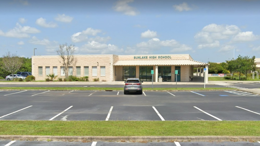 Sunlake High School student arrested after threating school deputies