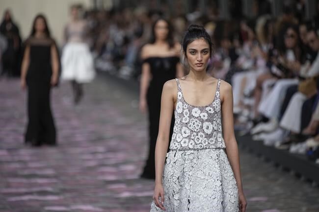 Giorgio Armani's Spring/Summer 2020 Collection Is A Graceful Ode To  Femininity