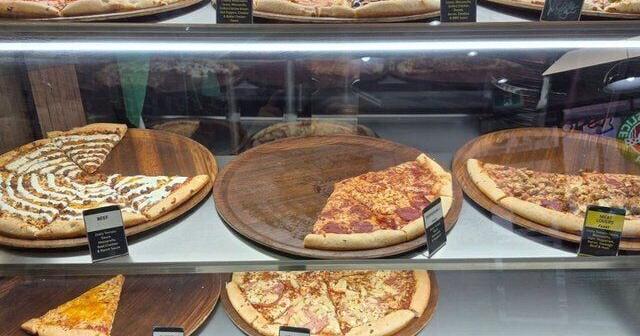 Freshslice ordered to release $106 , 000 after Coquitlam franchise lawsuit falls apart