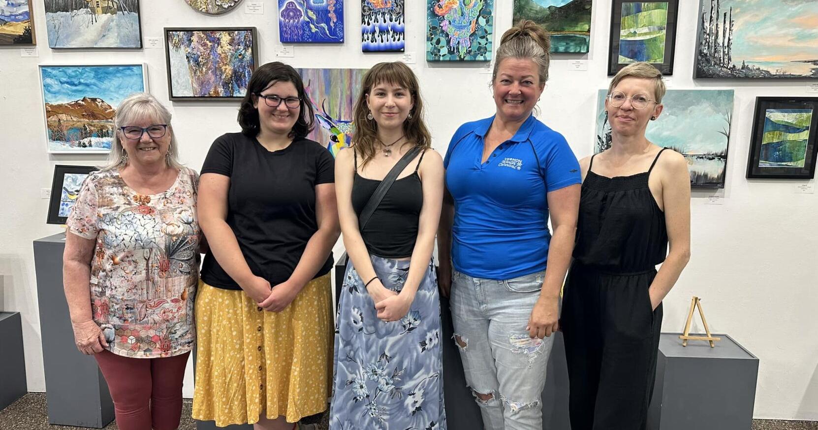 Two bursaries presented - Vimarsana News