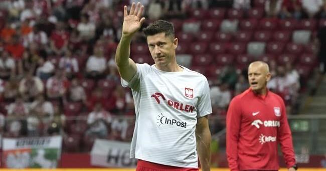 Kontuzjowany polski napastnik Robert Lewandowski nie wystąpi w meczu otwarcia Euro 2024 |  Sport narodowy Kontuzjowany polski napastnik Robert Lewandowski nie wystąpi w meczu otwarcia Euro 2024 |  Sport narodowy
