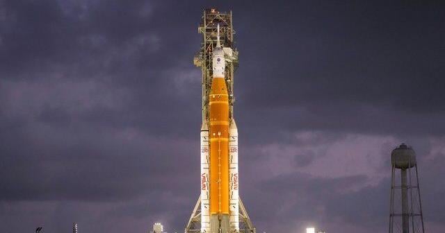 In the news: Canadian astronaut's wife ready for lift-off, remembering Stephen Lewis