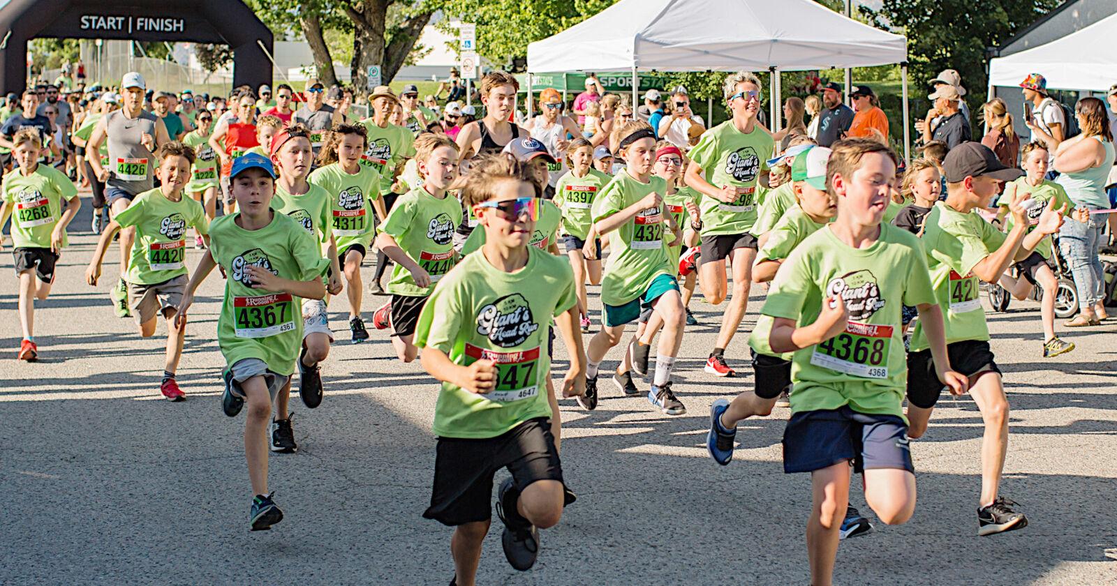 Morning start for 40th annual Giant's Head Run | News - Vimarsana News