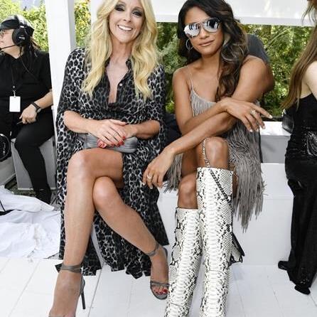Michael Kors pays tribute to late mother with waterfront runway show set to Bacharach tunes - Vimarsana News