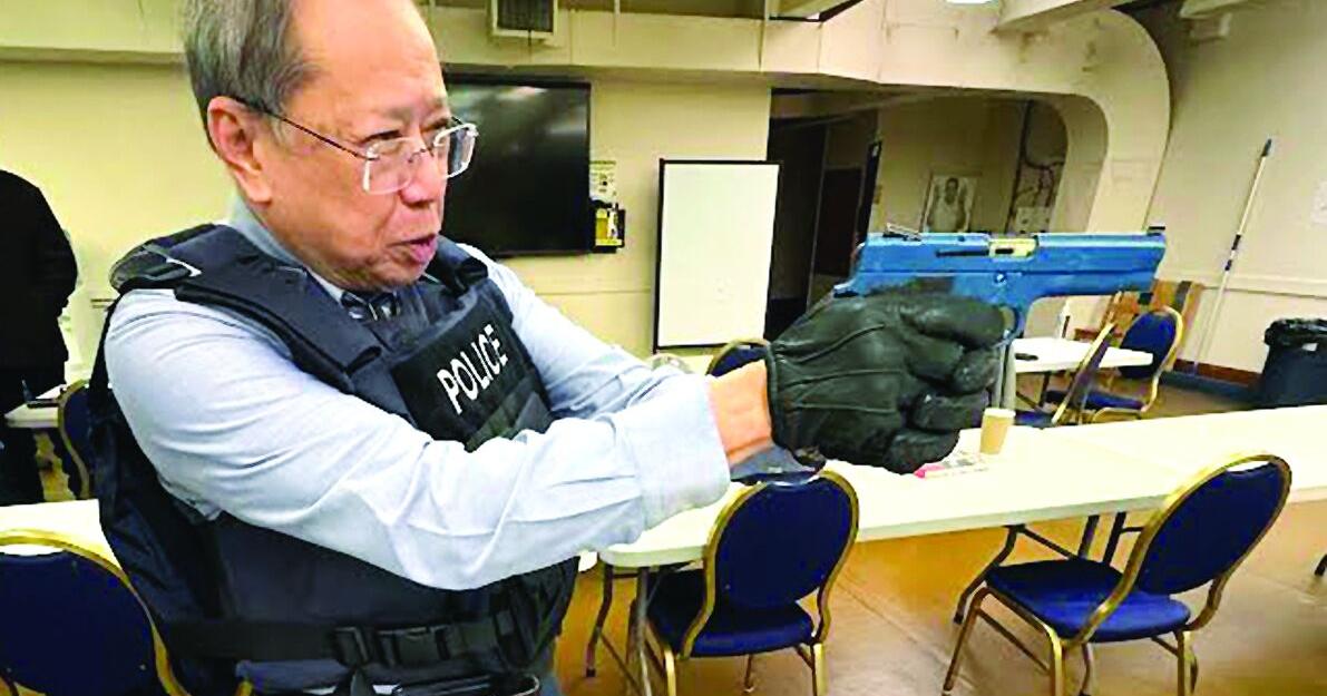 Politicians get low down on  being an officer