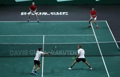 Canada through to Davis Cup semifinals with 2-1 win over Germany