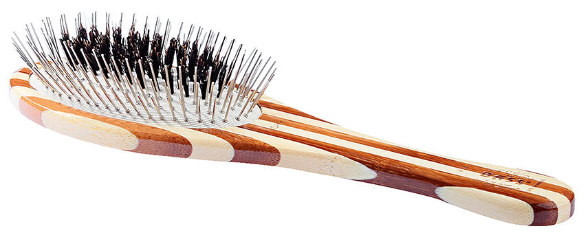 A Selection of Pet Grooming Brushes | Pets & Products 
