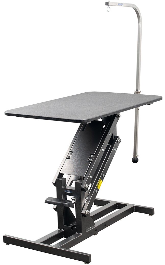 shoreline grooming table