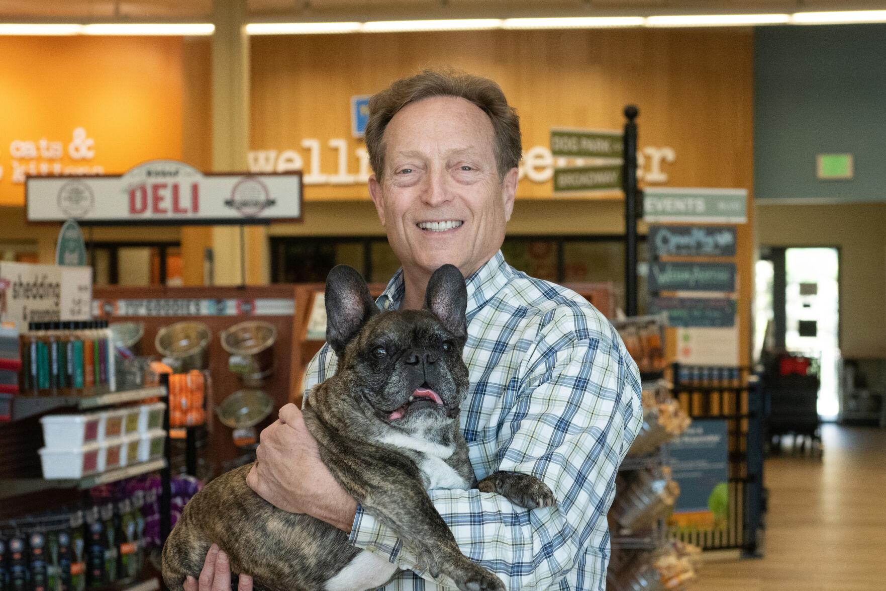 How Pet Food Express Mastered Its Approach to Independent Pet