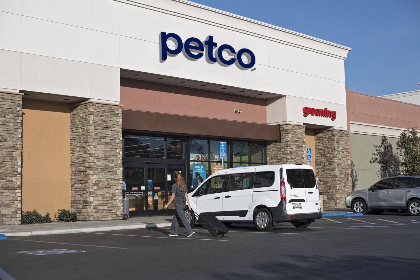 Petco Takes “Traditional Rawhide Options” Off Store Shelves News