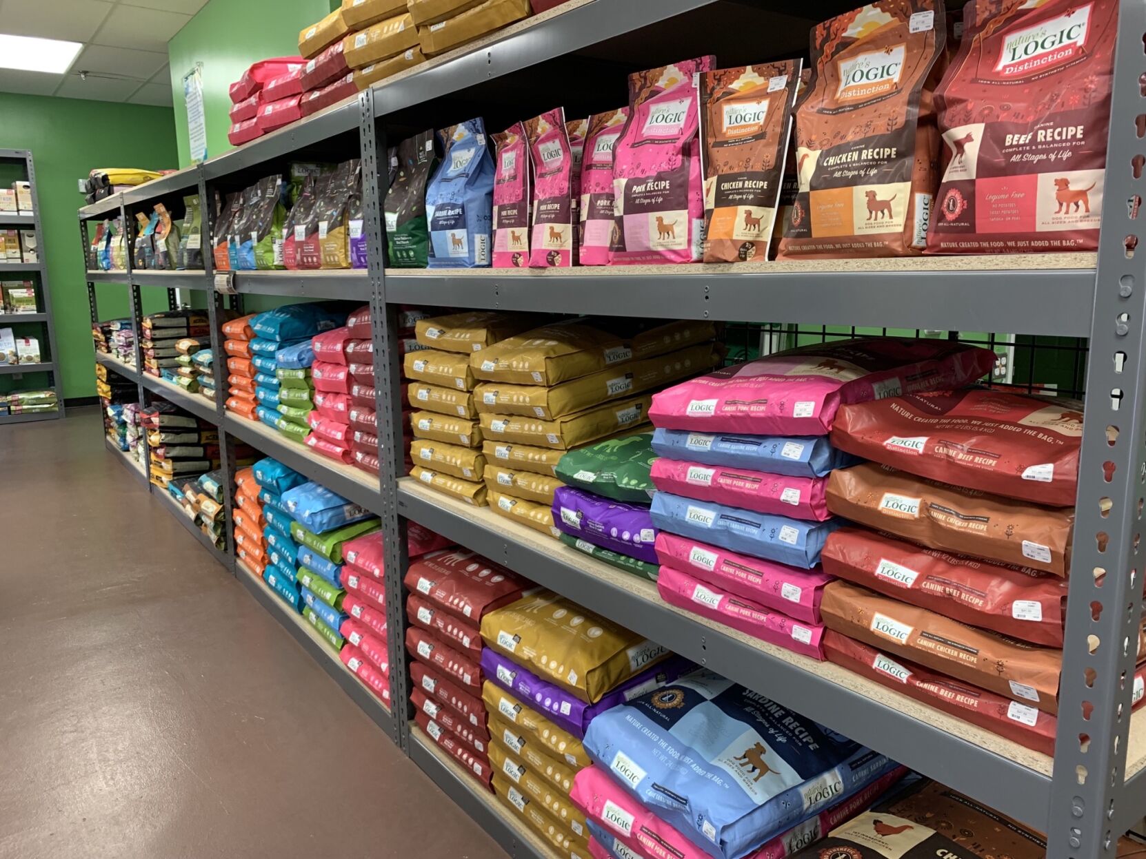 Scruffies pet outlet food shop