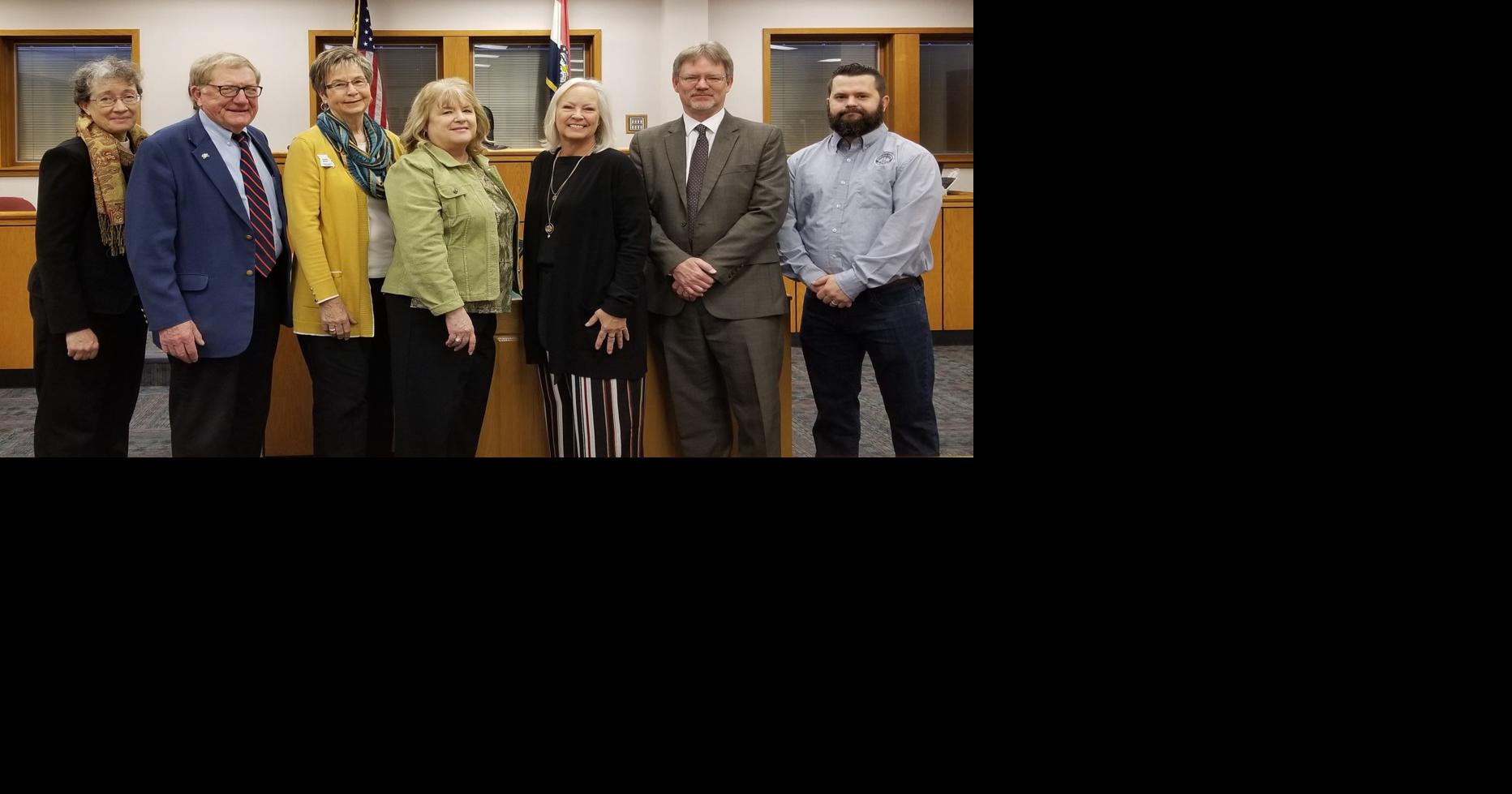 Newly Elected Officials Sworn Into Office News 4247