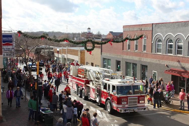St James Mo Dec Christmas Parade 2022 Holiday Season Kicks Off With Rolla Christmas Parade Saturday | News |  Phelpscountyfocus.com