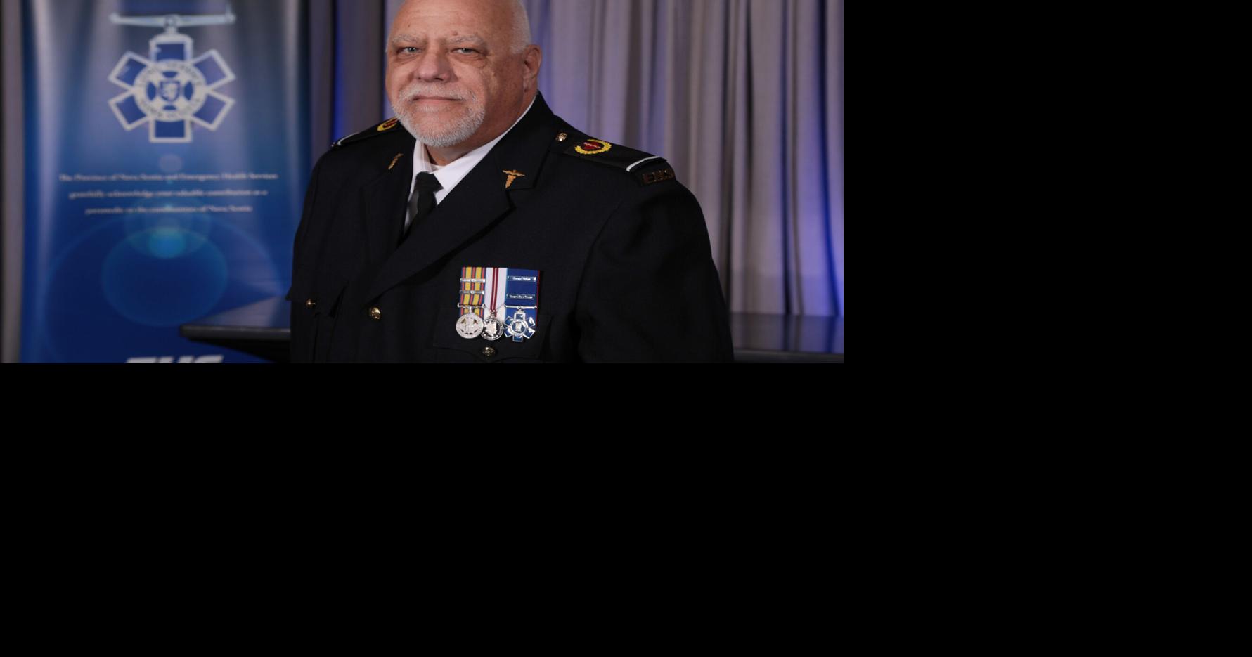 New Glasgow paramedic recognized for lengthy service | Community ...