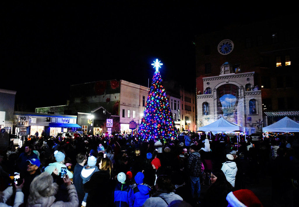 Pittston City Christmas Tree Lighting 2020 Christmas Lights 2020