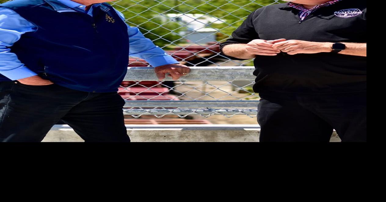 Governor tours new overpass project