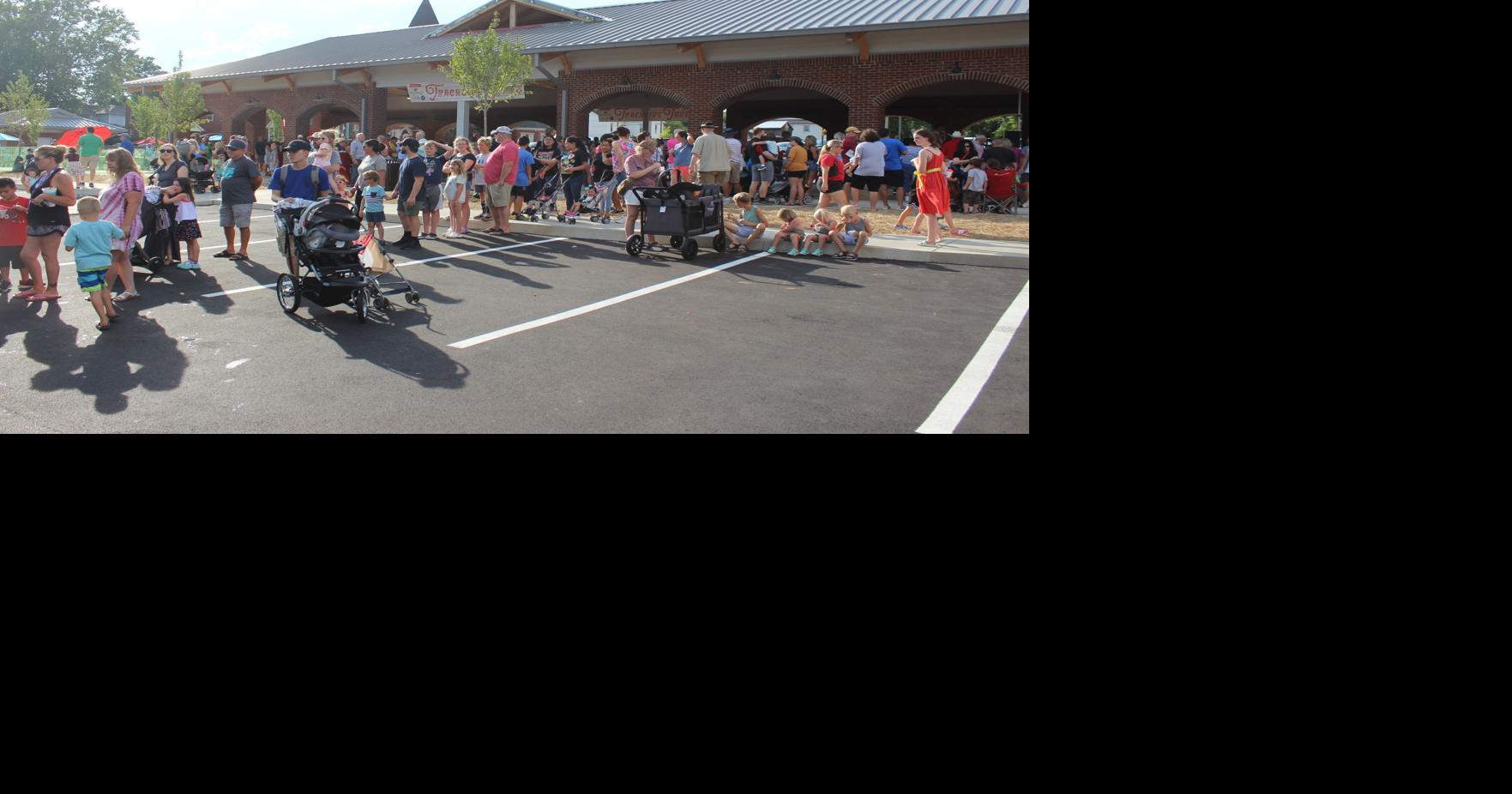 Springs Park opens in La Grange Oldham Era