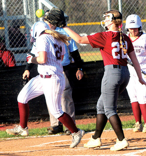 Bullitt East and Central Softball Spring Break Recap: Contrasting Outcomes for Chargers and Cougars