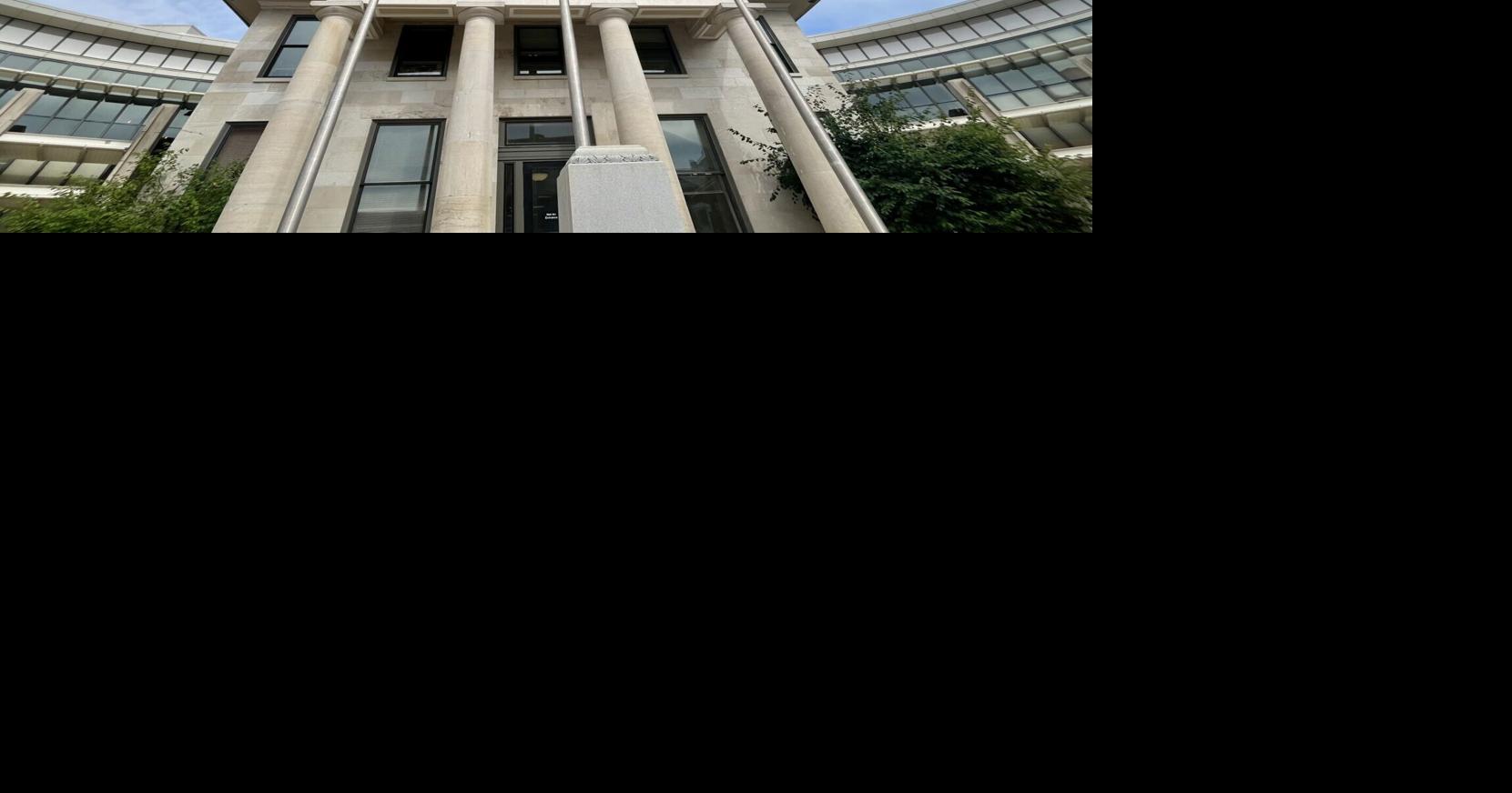 Oldham County mom sues Kentucky child welfare officials over records request