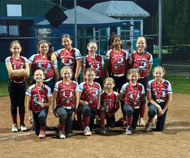 10U softball finishes as district tourney runner-up