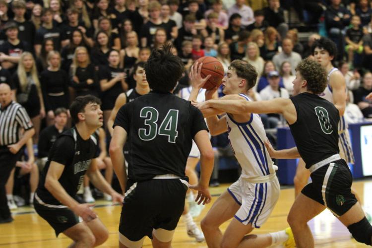 Dragons clinch district championship berth on Miles' last-second shot ...
