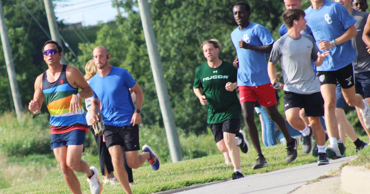 Committee Fun Walk Bicentennial Committee hosts Fun Run/Walk | News | pmg-ky1.com