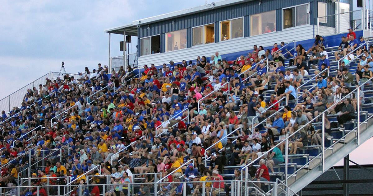 Commander Stadium debuts to full house | News | pmg-ky2.com