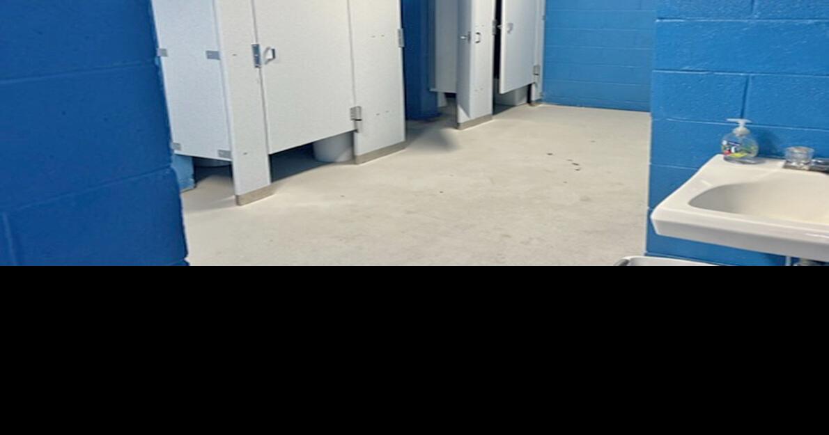 New Haven pool celebrates 50th Anniversary Features