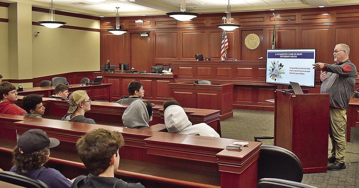 Truth Consequences Program Local students attend Truth & Consequences program | | pmg-ky2.com