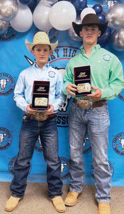 Bull-riding champions | Sports | pmg-ky2.com