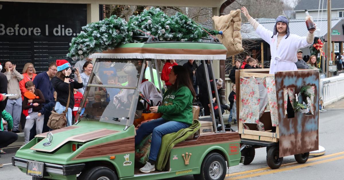 Bloomfield Christmas Parade Features Bloomfield Christmas Parade Features