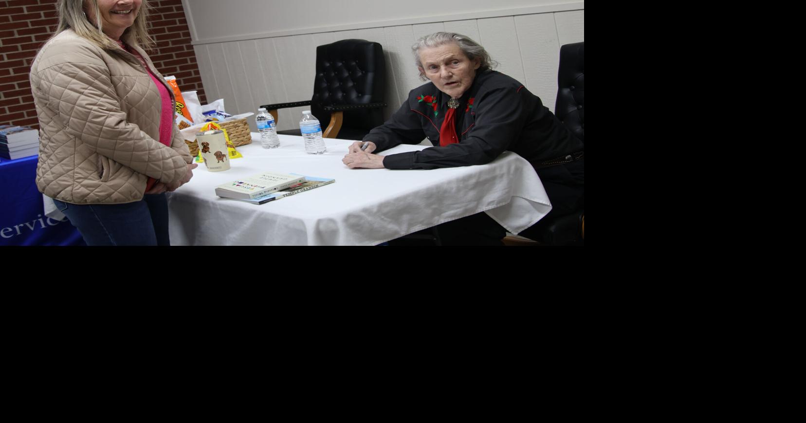 World-renowned animal behaviorist visits Owen County | News | pmg-ky3.com