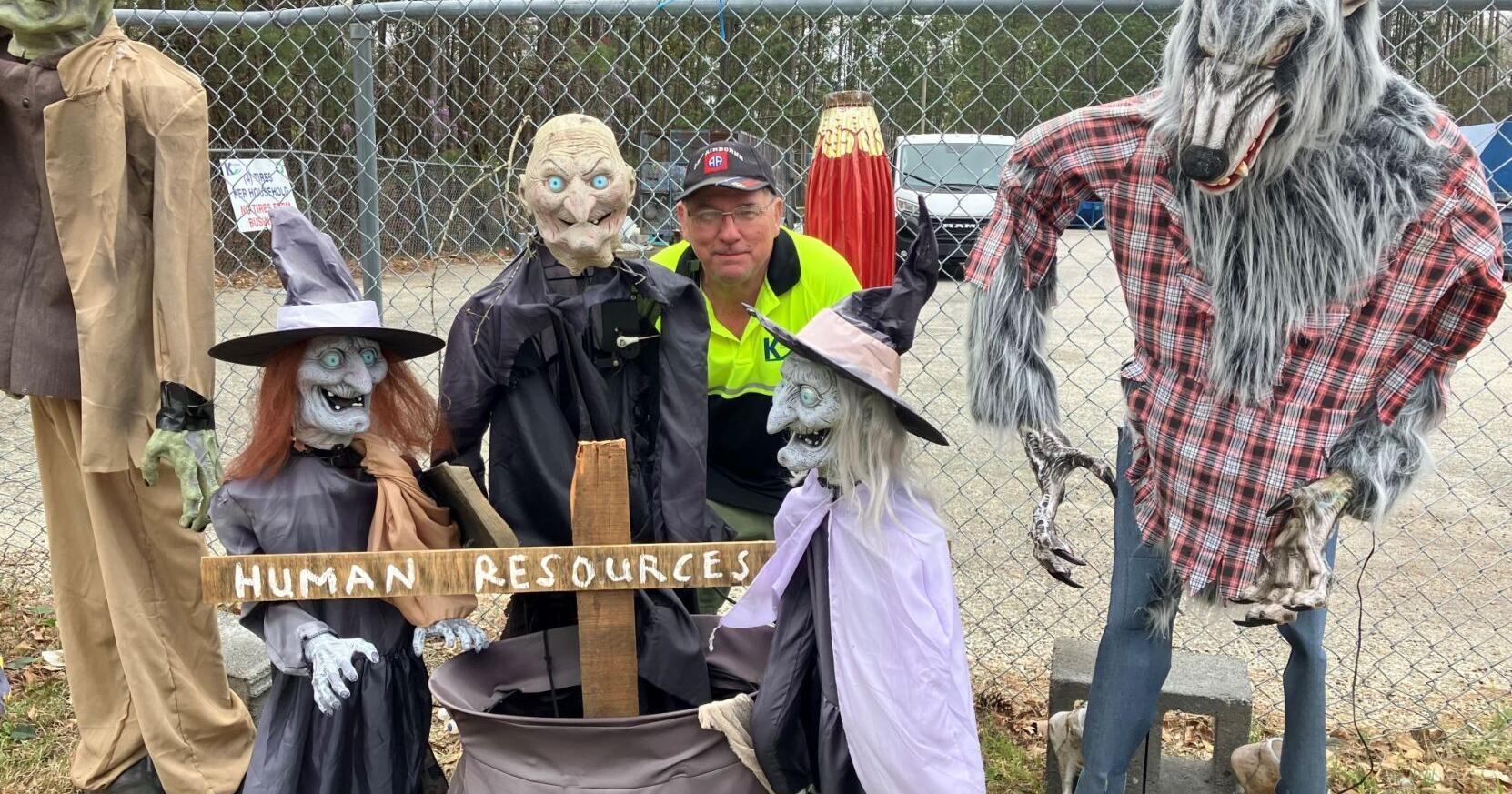 Joel Ray's recycling display | Camden - Vimarsana News