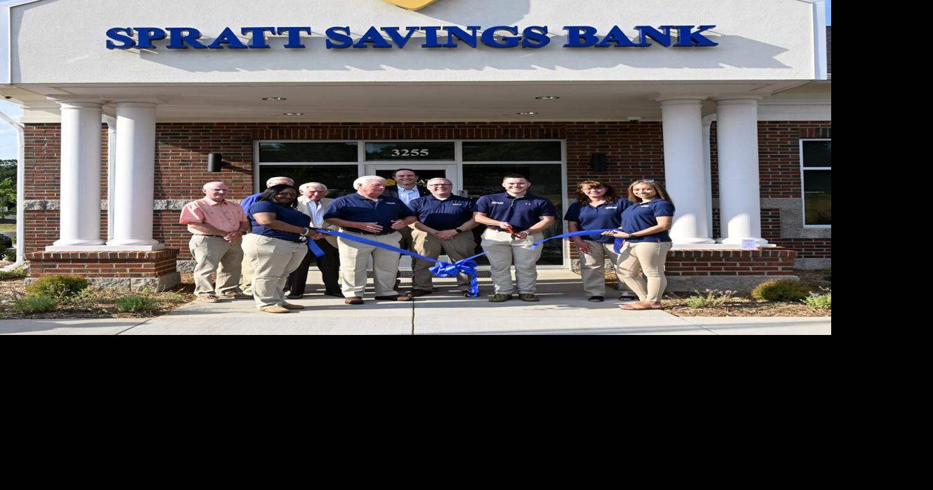Spratt Savings Bank cuts ribbon on new Richburg branch