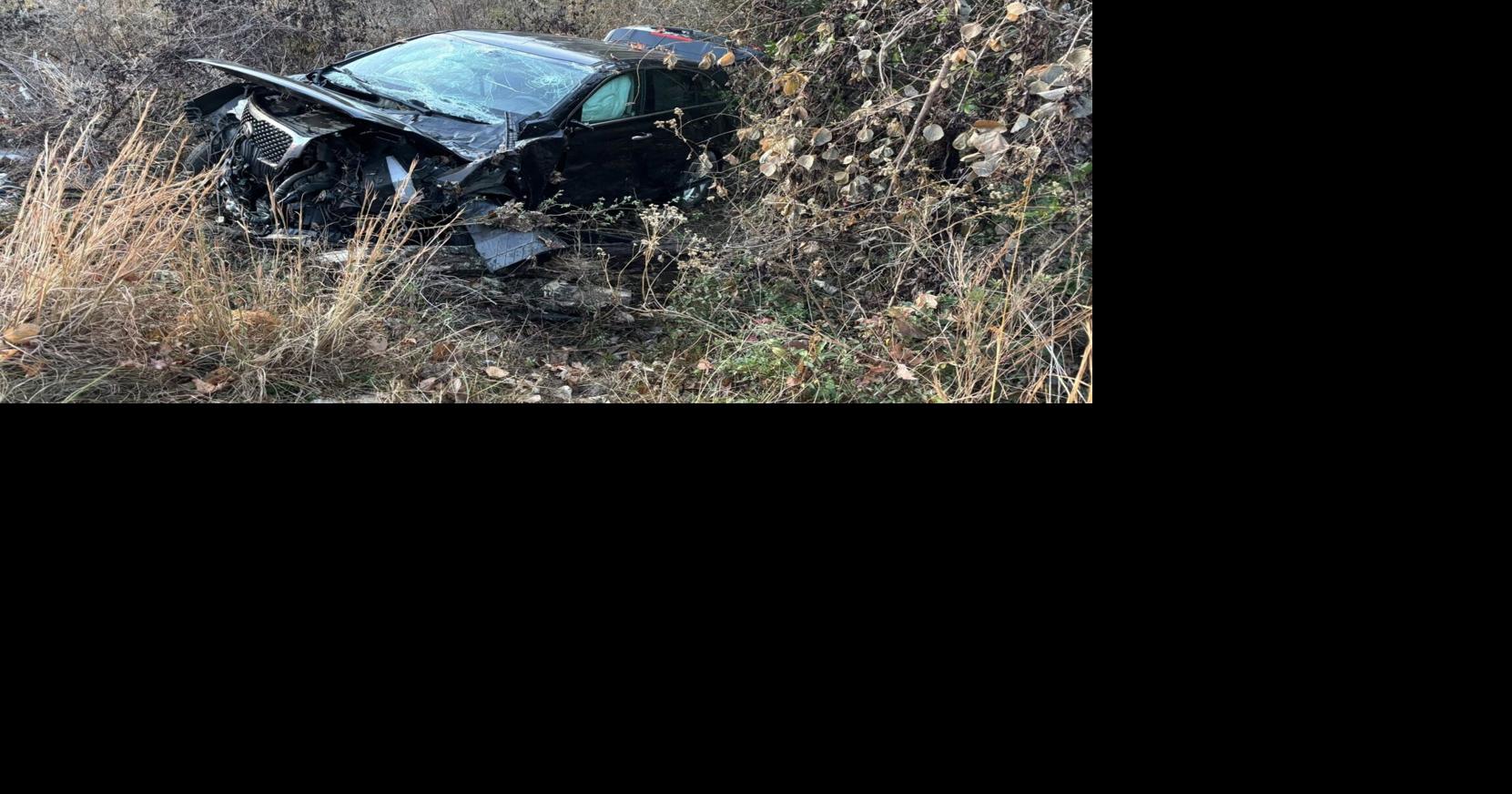 Stolen car chase ends in wreck | The News & Reporter | pmg-sc.com