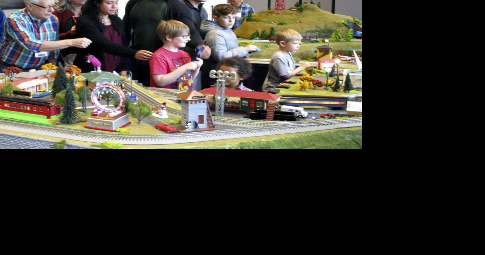 Holiday train display back on track | Features | pmg-sc.com