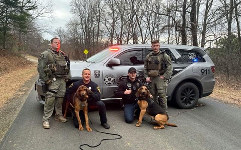 1 Arresting Officers & Dogs