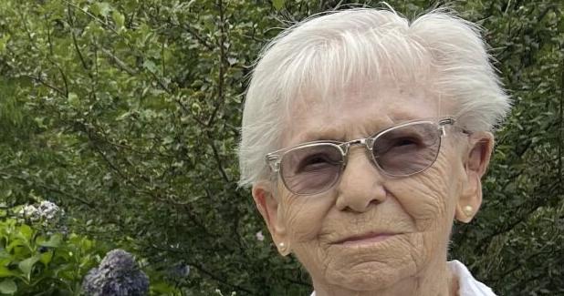 Local 'Rosie the Riveter' honored for WWII contributions | News - Vimarsana News