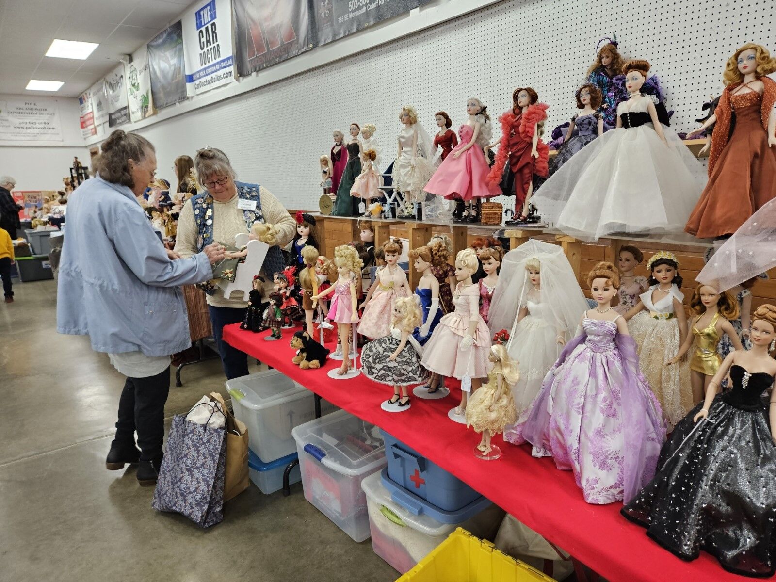 Doll show is kids' play for adult collectors | News | polkio.com